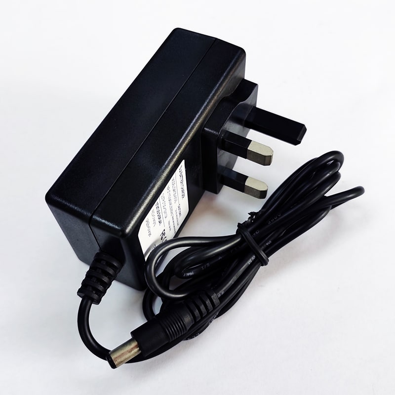 Intelligent Charger 12.6V 1.5a 24W AU/EU/UK/US Wall Charger For 3S 10.8V 11.1V 1.5a Lithium li-ion / Lithium Polymer battery Pack