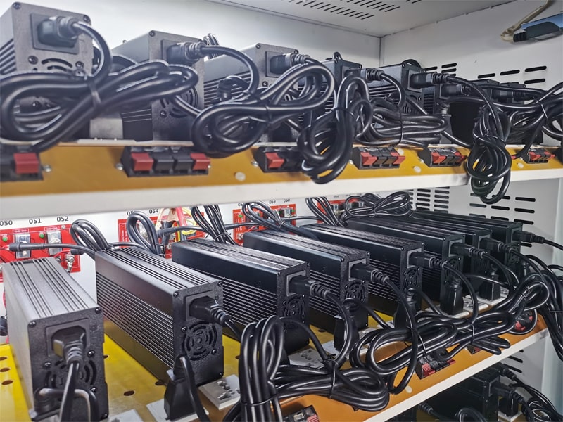 600W 600W