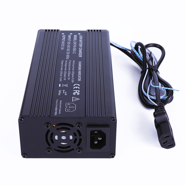 600W CANBus Chargers 32.4V/32.85V 15a 18a LiFePO4 Batteries Chargers Adapters for 9S 27V 28.8V Electric Cars Battery