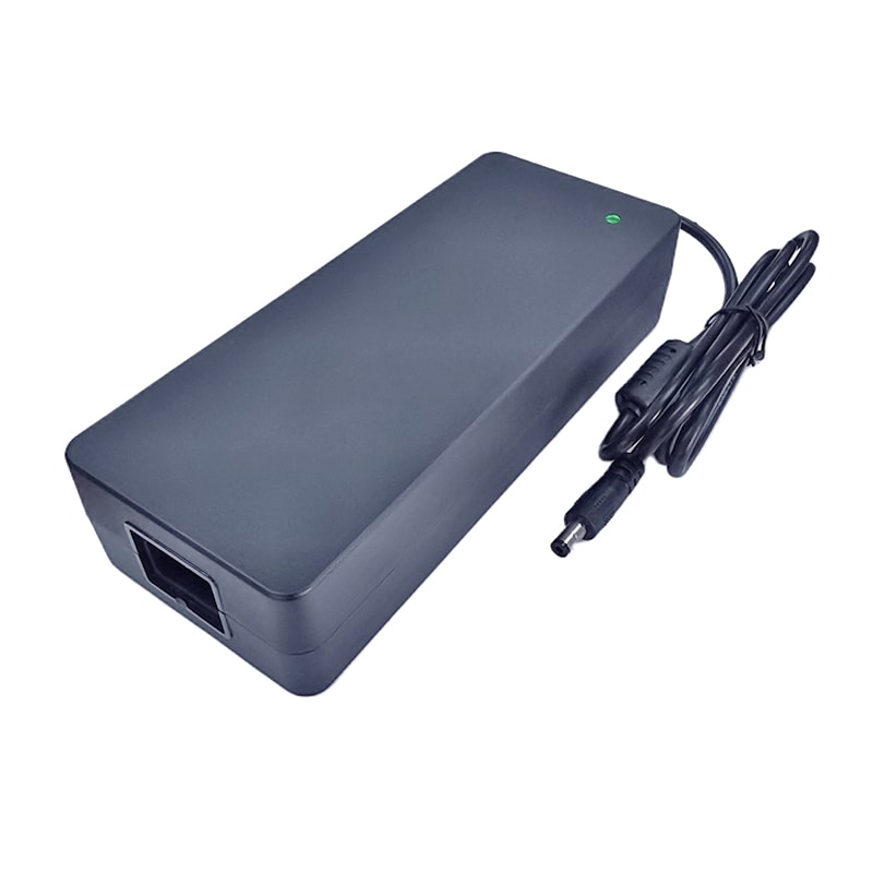Portable Charger 13S 39V 41.6V 42V 4a 5a 240W Desktop Smart Charger DC 46.8V/47.45V/48V 4a 5a for LiFePO4 LiFePO 4 Battery Pack