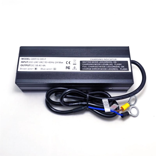 250W Smart Battery Chargers 61.2V/62.05V 4a Battery Charger for 17S 51V 54.4V 4a LiFePO 4 LiFePO4 Battery Packs