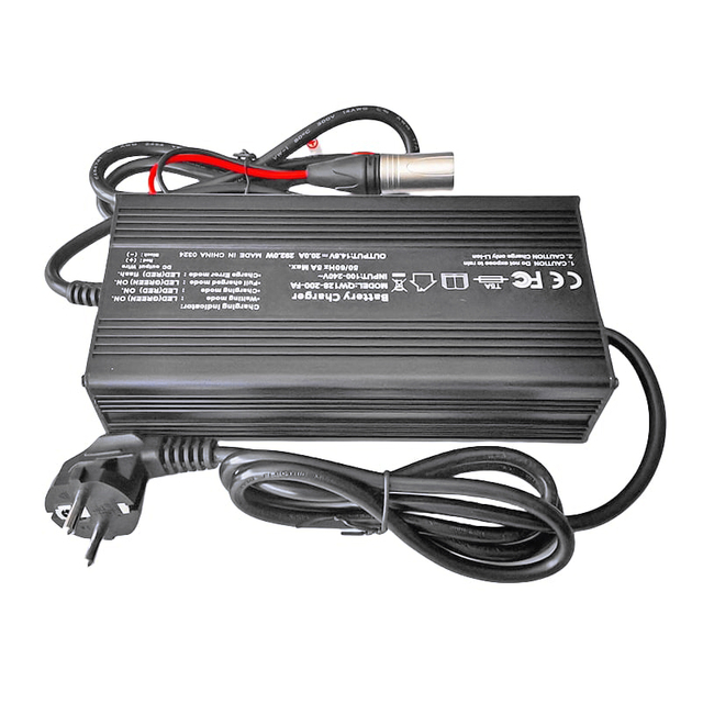 360W Battery Chargers 54V 54.75V 5a 6a 6.5a IP56 Waterproof Chargers for 15S 45V 48V Robots Electric Tricycles LiFePO4 Outdoor Charger