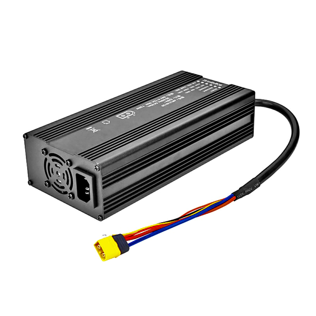 360W CANBus Chargers 58.8V 5a 6a Charger for 14S 48V 50.4V 51.8V Electric Scooter Robots Lawn Mower Lithium ion Batteries Pack