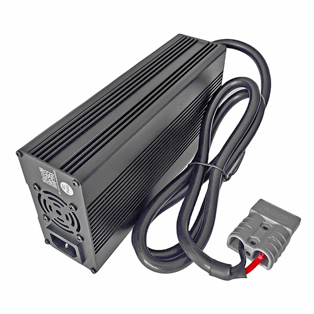 360W Battery Chargers 60V 61.2V 62.05V 5a 5.5a LiFePO4 Charger For 17S 51V 54.4V Electric Scooters Electric Motorcycles Battery Pack