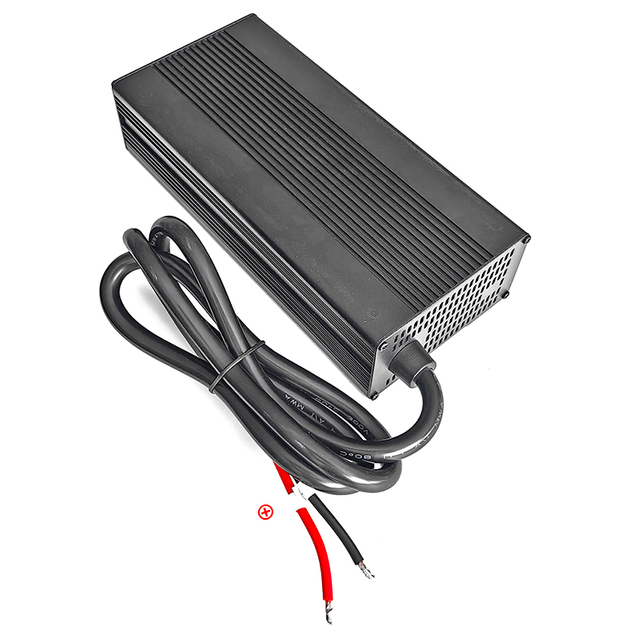600W LiFePO4 Charger 82.8V 83.95V 84V 5a 6a 7a Batteries Charger For 23S 69V 72V 73.6V For Electric Forklift Electric Motorcycle Tricycles Battery Pack