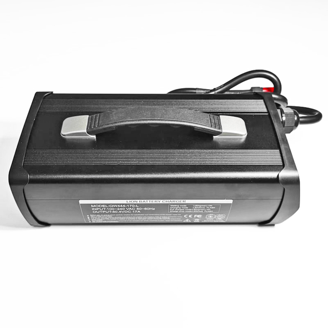 900W Lifepo4 Charger 82.8V 83.95V 84V 10a Battery Charger For 23S 69V 72V 73.6V Electric Forklifts Electric Tricycles Battery Pack