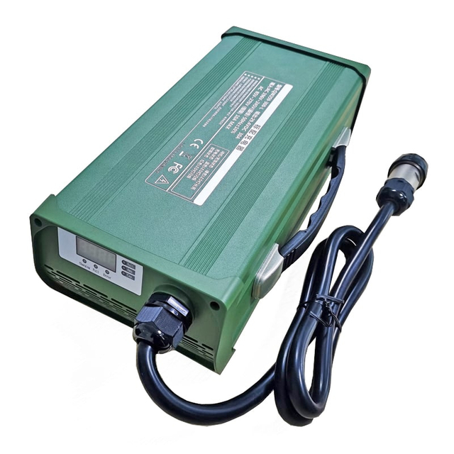 900W Intelligent Charger 57.6V 58.4V 15a LiFePO4 Charger For 16S 48V 51.2V Smart Robot Electric Motorcycles Battery Pack