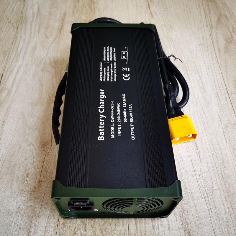 Military products DC 57.6V 58.4V 20a 1200W Low Temperature charger for 16S 48V 51.2V LiFePO4 battery pack with PFC