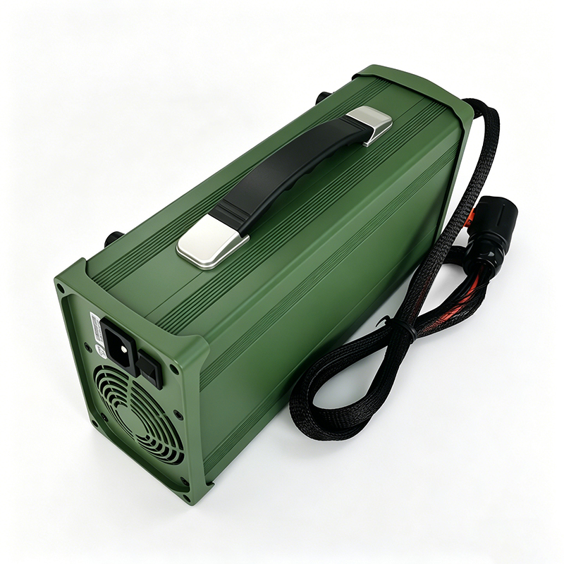 1200W Fast Charger 12V 55a 60a Battery charger for AGM VRLA GEL Lead Acid Batteries Electric Tricycles Energy Storage Battery Pack