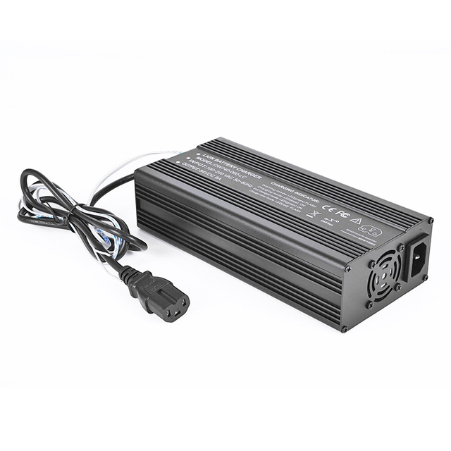 600W CANBus Chargers 24V 25.2V 25.55V 15a 20a 23a LiFePO4 Charger for 7S 21V 22.4V Smart Robot Electric Motorcycle Battery Battery Pack