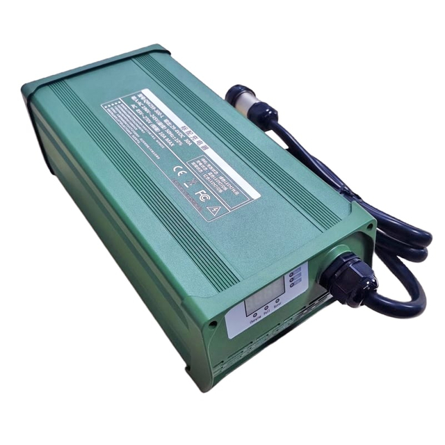 900W Intelligent Charger 64.8V 65.7V 10a 13a LiFePO4 Charger For 18S 54V 57.6V Smart Robot Electric Motorcycles Battery Pack