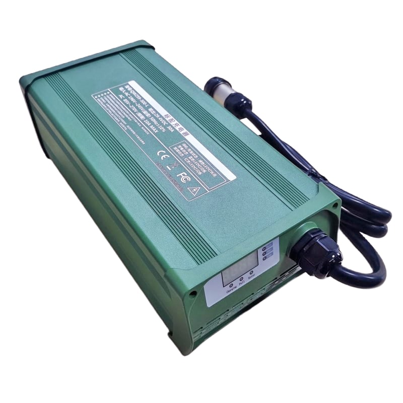 900W Intelligent Charger 50.4V 51.1V 15a 17a LiFePO4 Charger For 14S 42V 44.8V Smart Robot Electric Motorcycles Battery Pack