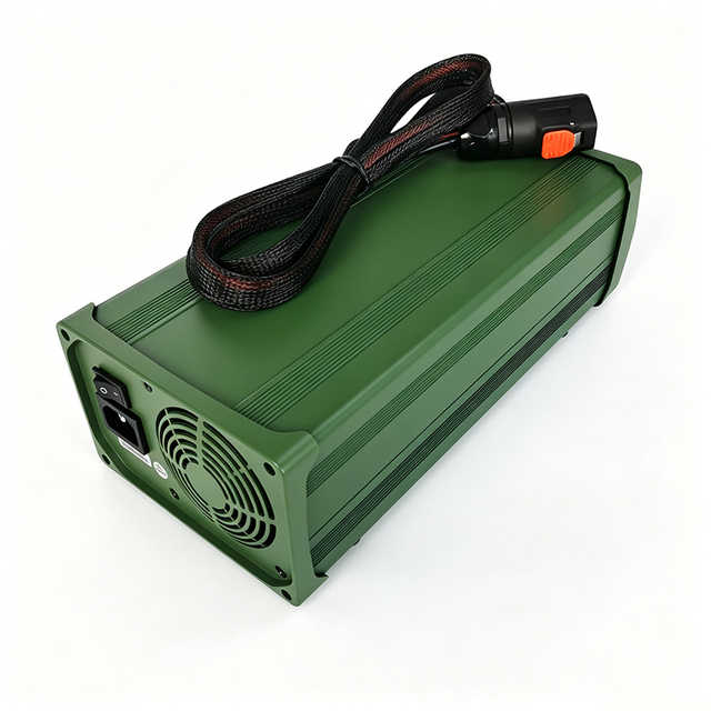 1200W Fast Charger 72V 11A 12A 13A Battery Charger for AGM VRLA GEL Lead Acid Batteries Electric Tricycle Energy Storage Battery Pack