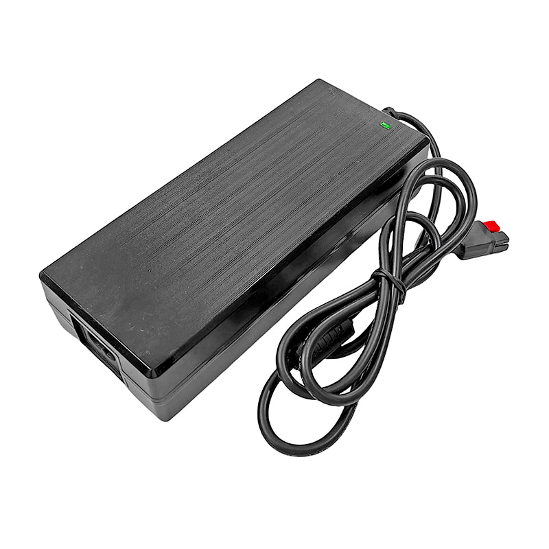 120W 54V 54.75V 2A Fast Charger for 15S 45V 48V LiFePO4 Battery Pack Electric Scooters Portable Battery Charger Power Supply