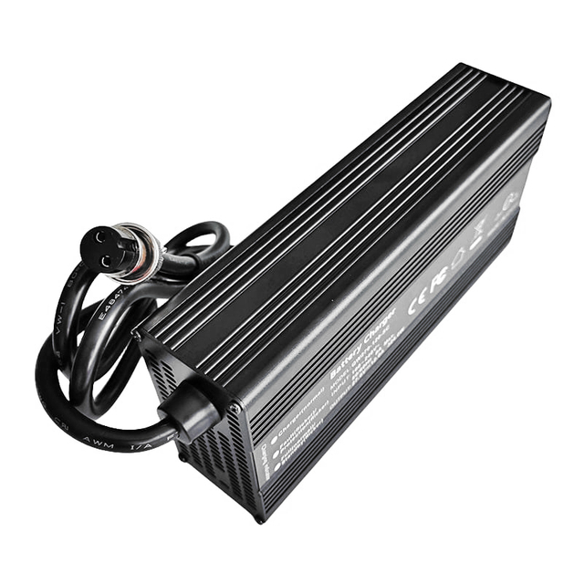 600W LiFePO4 Charger 21.6V 21.9V 20a 25a 27a Batteries Charger For 6S 18V 19.2V For Electric Forklift Electric Motorcycle Tricycles Battery Pack