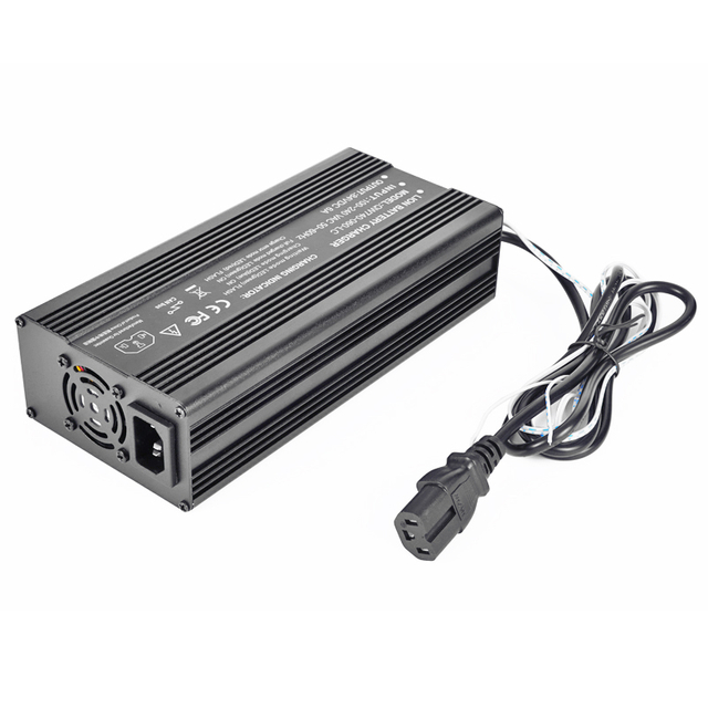 360W CANBUS Chargers 68.4V 69.35V 4a 5a Battery Charger For 19S 57V 60V 60.8V LiFePO4 Battery Smart Robot Drones Electric Scooter AGV