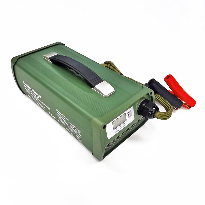 900W Intelligent Charger 86.4V 87.6V 8a 9a 10a LiFePO4 Charger For 24S 72V 76.8V Smart Robot Electric Motorcycles Battery Pack