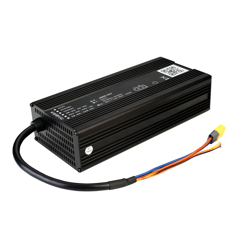 Factory Direct Sale 71.4V 8a 600W charger for 17S 60V 62.9V Li-ion/Lithium Polymer battery with CANBUS communication protocol