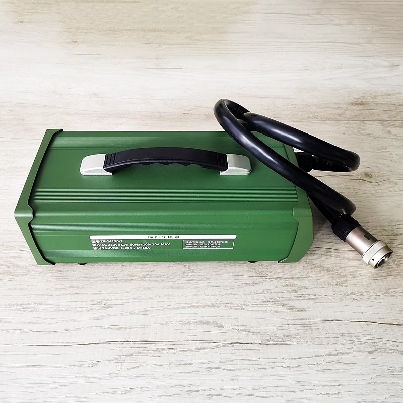 AC 220V Military products DC 29.4V 70a 2200W Low Temperature charger for 7S 24V 25.9V Li-ion/Lithium Polymer battery
