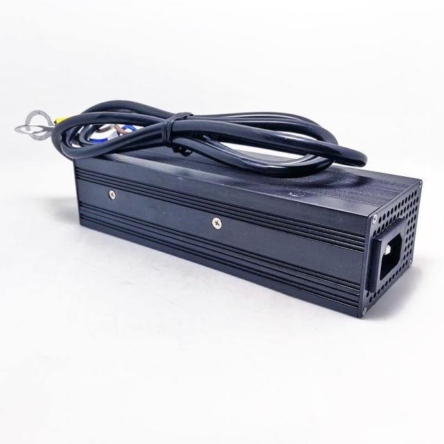 250W Battery Charger 36V 5a Chargers for AGM VRLA GEL UPS Robots Electric Motorcycles Energy Storage Lead Acid Batteries Packs