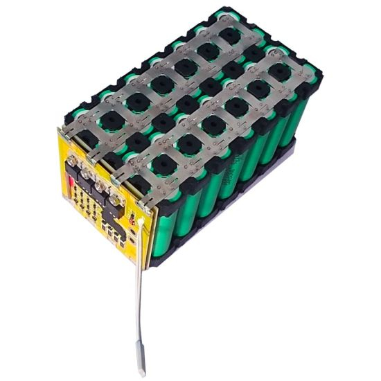 3s 15A PCM BMS for 10.8V 11.1V 12V Li-ion/Lithium/ Li-Polymer 9V 9.6V LiFePO4 Battery Pack with Ntc Size L65*W62*T8mm (PCM-L03S40-104)
