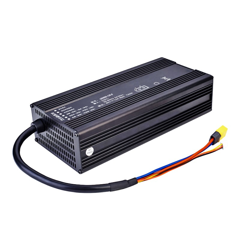 Factory Direct Sale 71.4V 8a 600W charger for 17S 60V 62.9V Li-ion/Lithium Polymer battery with CANBUS communication protocol