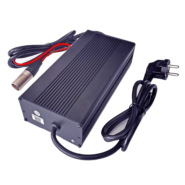 360W Battery Chargers 24S 72V 76.8V LiFePO4 LiFePO 4 Outdoor Charger DC 86.4V/87.6V 3a 4a IP54 IP56 Waterproof Chargers