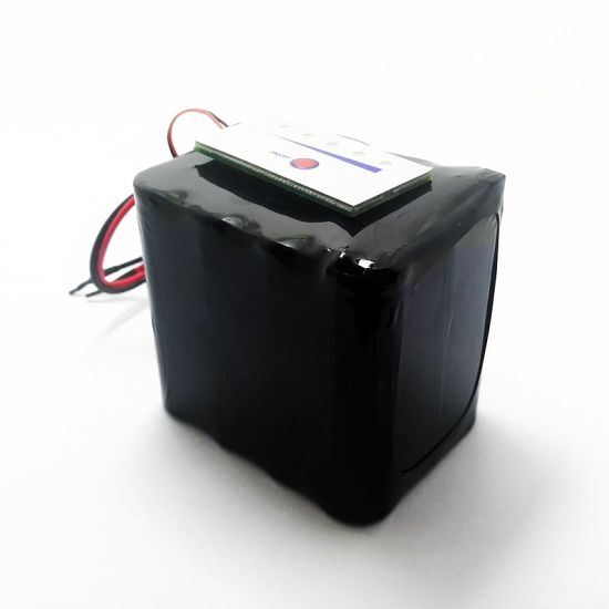 2S4P 7.2V 7.4V 18650 10400mAh 10.4Ah rechargeable lithium ion battery pack with PCM and electric quantity display