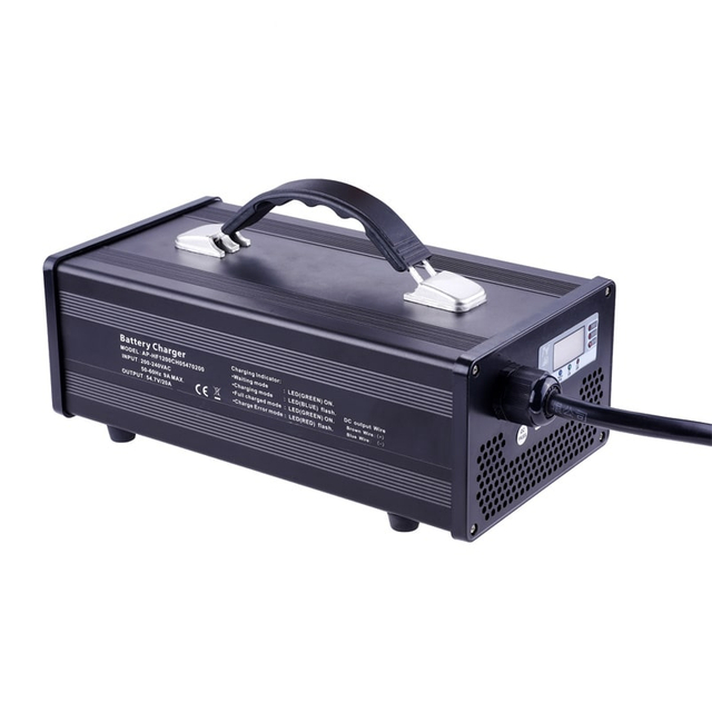 Factory Direct Sale DC 84V 10a 900W charger for 20S 72V 74V Li-ion/Lithium Polymer battery with CANBUS communication protocol
