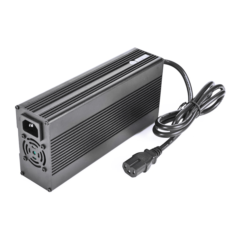 600W LiFePO4 Charger 72V 73V 6a 7a 8a Batteries Charger For 20S 60V 64V For Electric Forklift Electric Motorcycle Tricycles Battery Pack