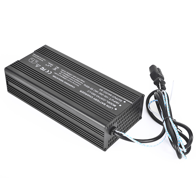 360W CANBUS Chargers 82.8V 83.95V 84V 4a Battery Charger For 23S 69V 72V LiFePO4 Battery Smart Robot Drones Electric Scooter AGV