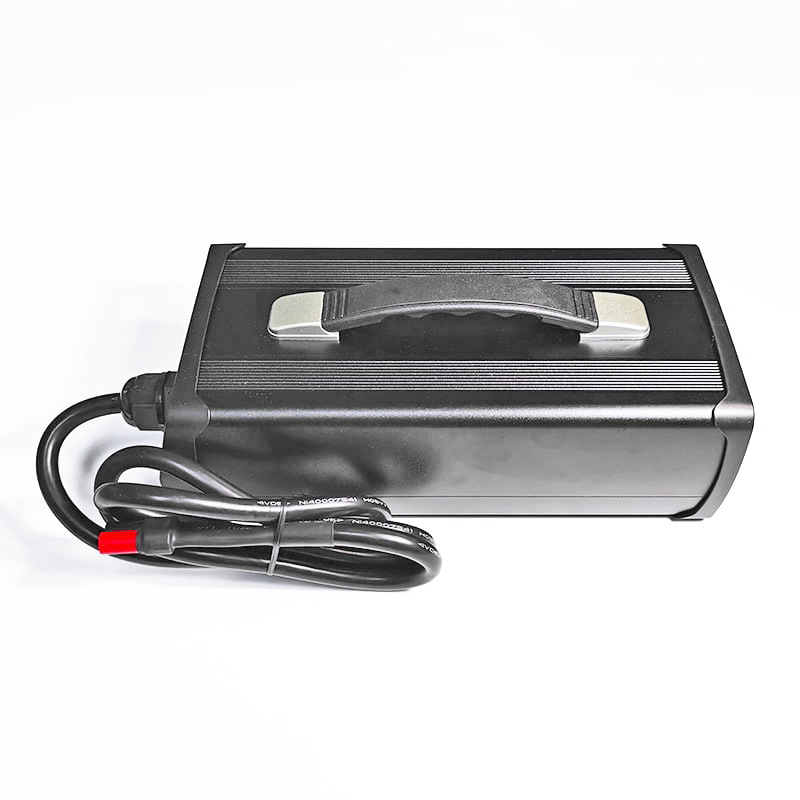 900W Lifepo4 Charger 50.4V 51.1V 15a 17a Battery Charger For 14S 42V 44.8V Electric Forklifts Electric Tricycles Battery Pack