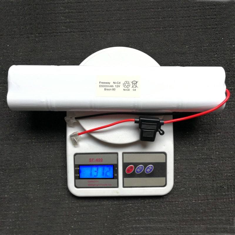 12V 5000mAh High Discharge Rate 5c Size D Ni-CD Rechargeable Battery Pack with Connector and Fuse