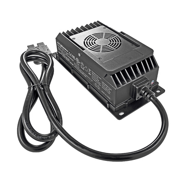 AC 220V 1800W LiFePO4 Charger IP67 Waterproof 24V 25.2V 25.55V 35A 40A Battery Charger for 7S 21V 22.4V Battery Golf Cart Sightseeing Car