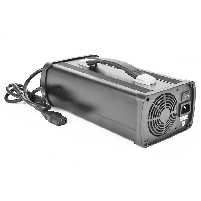 900W Lifepo4 Charger 36V 36.5V 20a 25a Battery Charger For 10S 30V 32V Electric Forklifts Electric Tricycles Battery Pack