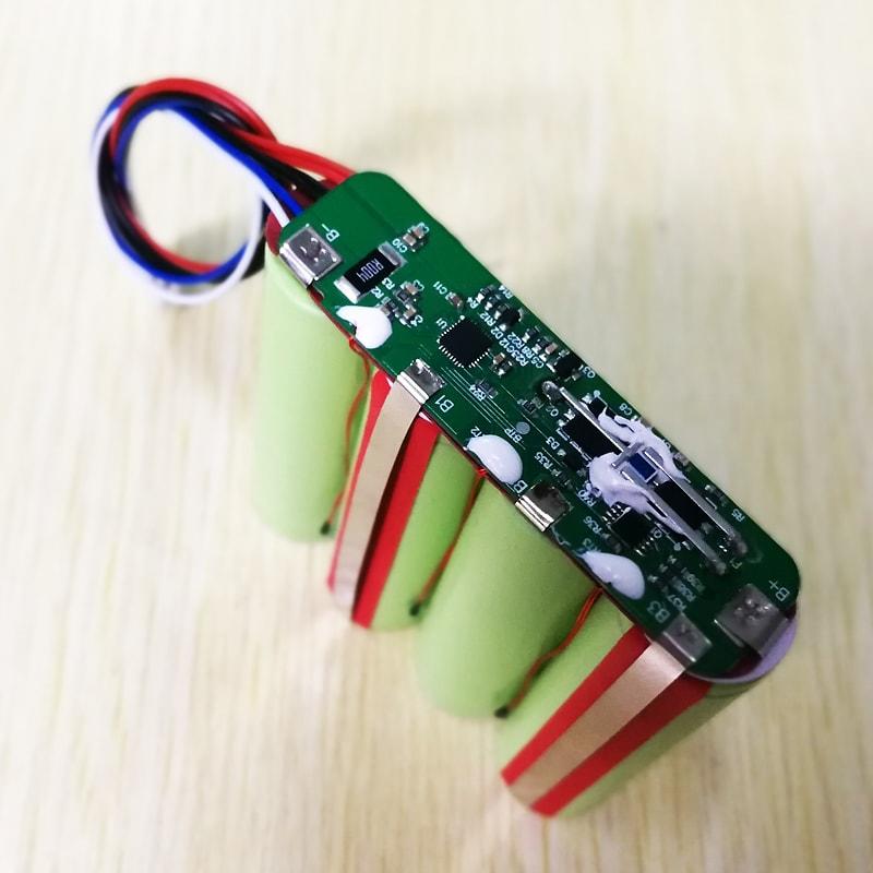 4s1p 14.4V 14.8V 18650 3400mAh Rechargeable Lithium Ion Battery Pack with Smbus Communication Protocol