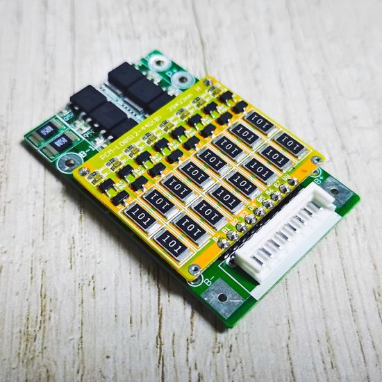 5s-8s 5A PCM BMS for 28.8V 29.6V Li-ion/Lithium/ Li-Polymer 24V 25.6V LiFePO4 Battery Pack Size L50*W40*T9mm PCM-L08s12-440 (C)