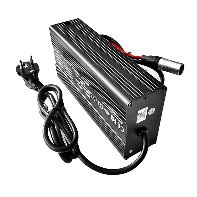 360W Battery Chargers 82.8V 83.95V/84V 4a IP56 Waterproof Chargers for 23S 69V 72V 73.6V Robots Electric Tricycles LiFePO4 Outdoor Charger