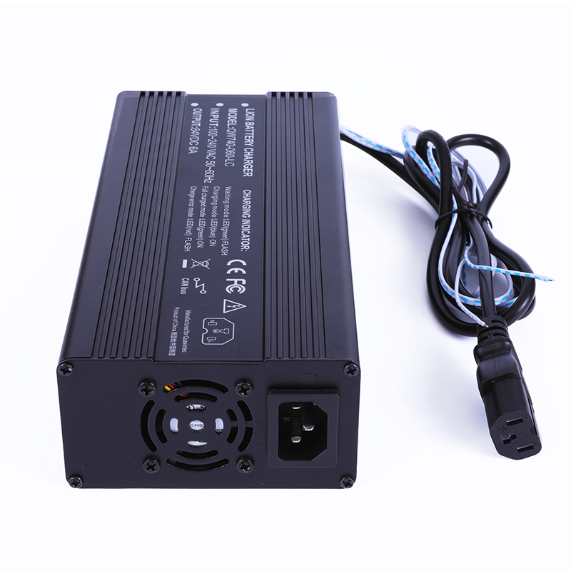600W CANBus Chargers 32.4V/32.85V 15a 18a LiFePO4 Batteries Chargers Adapters for 9S 27V 28.8V Electric Cars Battery