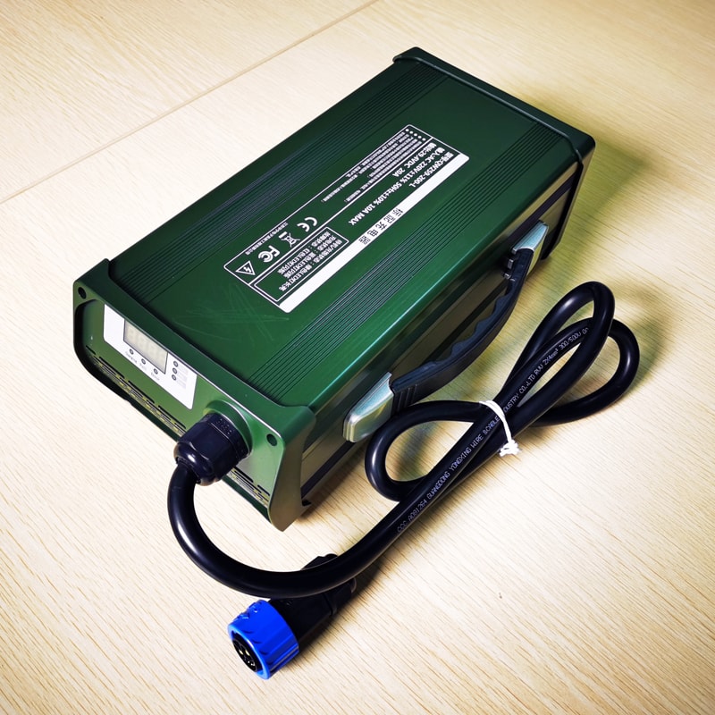 Military products 54.6V 10a 600W Low Temperature charger for 13S 48V 46.8V Li-ion/Lithium Polymer battery with PFC