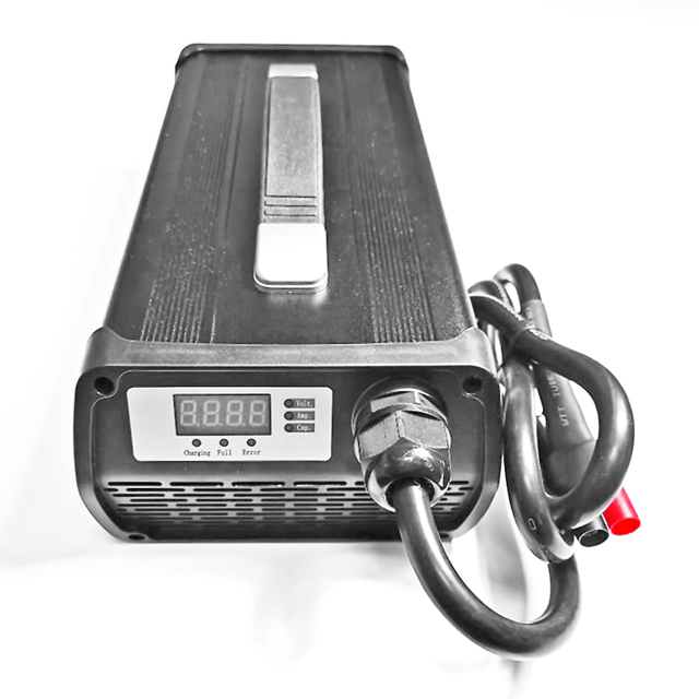 900W Lifepo4 Charger 79.2V 80.3V 10a 11a Battery Charger For 22S 66V 70.4V Electric Forklifts Electric Tricycles Battery Pack