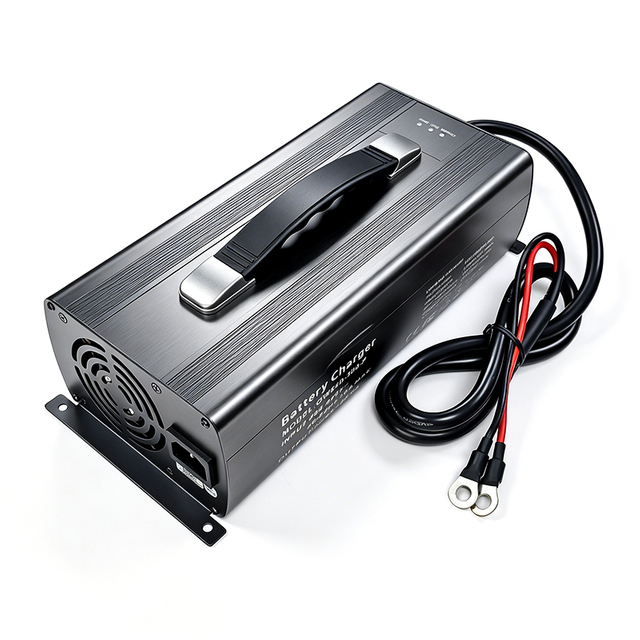 1200W Battery Chargers 16.8V 55a 60a Charger for 4S 14.4V 14.8V Electric Motorcycle Robots RVS Campers Lithium ion batteries Pack