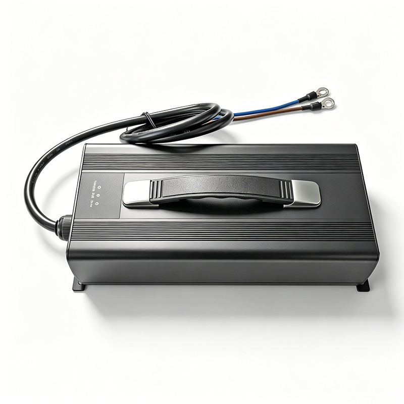1200W Battery Charger 84V 14a Smart Charger for 20S 72V 74V Electric Motorcycle Robots RVS Campers Lithium ion batteries Pack