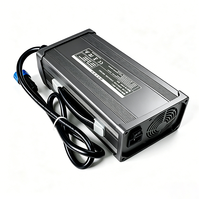 900W CANBus Chargers 36V 37.8V 20a 24a Car Charger for 9S 32.4V 33.3V AGV Forklift Electric Golf Lithium ion Batteries Pack
